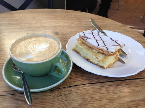 The Conservatory Cafe - Holiday Find 0