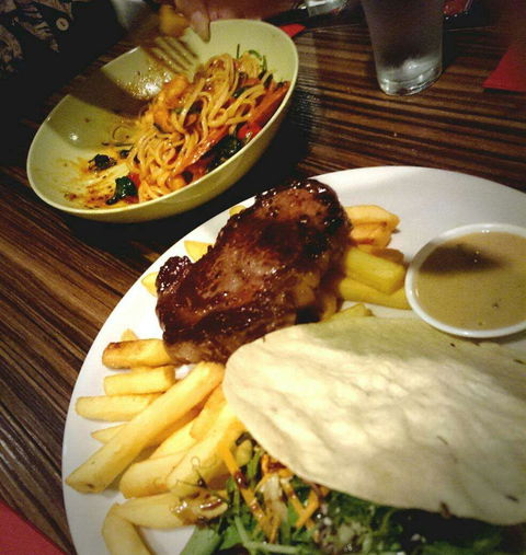 Banana Leaf - Holiday Find 0