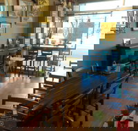 Cafe 2232 - Holiday Find