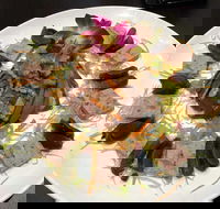 Vinh Thuan Restaurant - Holiday Find