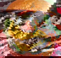 Mum's Burger Kitchen - Holiday Find