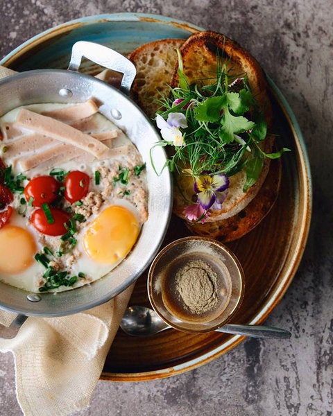 Valet - Holiday Find 0