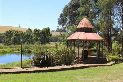 Djinta Djinta Winery - Holiday Find 1