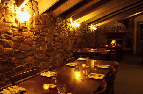 Stonesthrow Restaurant At Hotel High Plains - Holiday Find 0