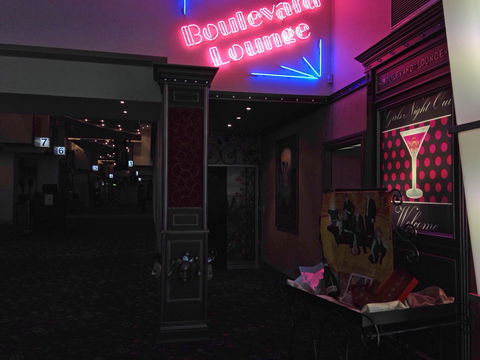Boulevard Lounge - Wallis Cinema - Holiday Find 0