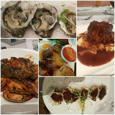 Emerald Room Restaurant - Holiday Find 0