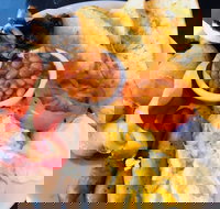 The Coffee Club - Murdoch - Holiday Find