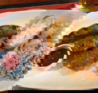 Rustik Caf Wine Bar - Holiday Find