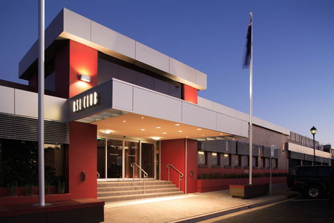 The Bistro At The  Bathurst RSL Club - Holiday Find 0