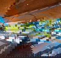 Tides Restaurant and Bar - Holiday Find