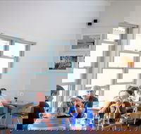 Zac's Place - Holiday Find