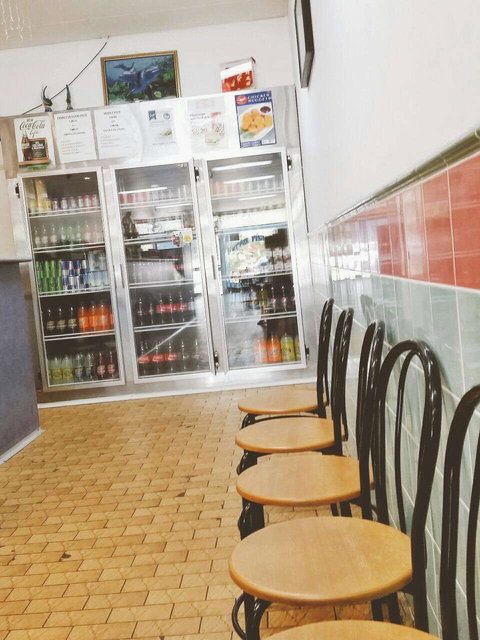 Super Fish Shop - Holiday Find 0