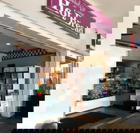 Rochedale Village Hot Bread - Holiday Find