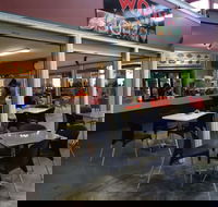 Wisdom Bar and Cafe - Holiday Find