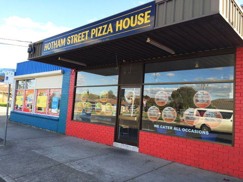 Hotham Street Pizza House - Holiday Find 0