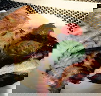 Hungry Wolf's Pizza and Pasta Restaurant - Holiday Find