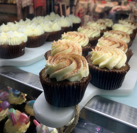 Little Mode Cupcakery - Holiday Find 2
