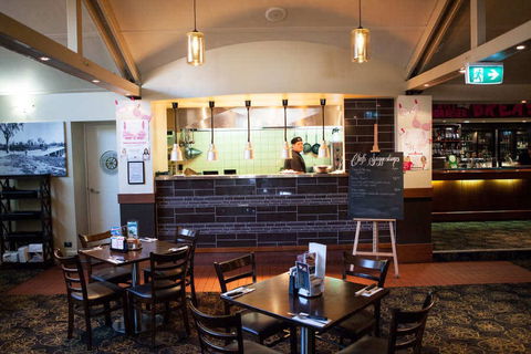 Petrie Hotel - Holiday Find 0
