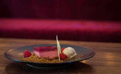 Palki Restaurant - Holiday Find 11