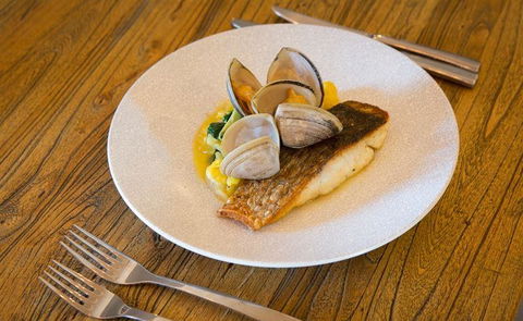 Palki Restaurant - Holiday Find 17