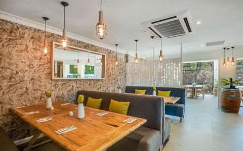 Palki Restaurant - Holiday Find 4