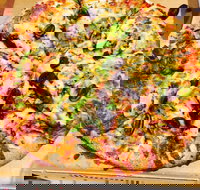 T-Mans Pizza - Holiday Find