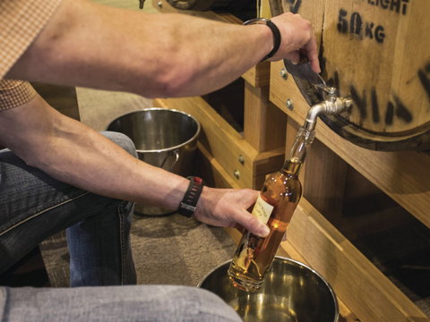 Hellyers Road Distillery - Holiday Find 0