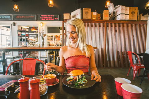 5 Little Pigs Cafe - Holiday Find 0