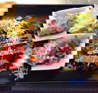 Searz - Holiday Find