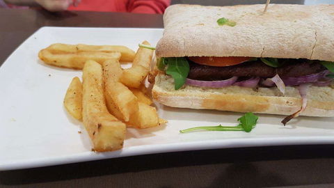 The Coffee Club - Warwick - Holiday Find 0