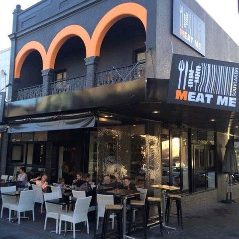 Meikle's Ocean View Bistro - Holiday Find 0