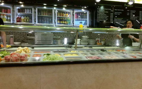 Zukka Cafe - Holiday Find 0