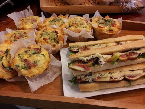 Red Bird - Holiday Find 0