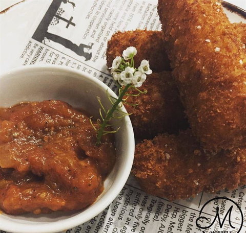 La Sen Vietnamese - Holiday Find 2