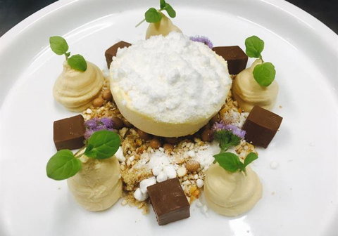 La Sen Vietnamese - Holiday Find 3