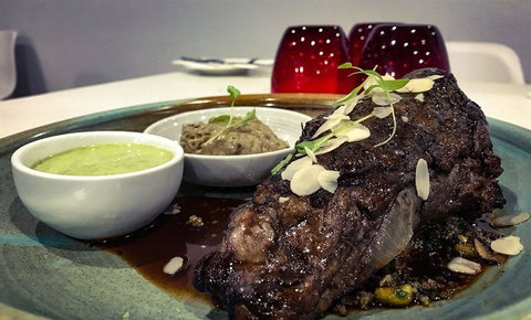 La Sen Vietnamese - Holiday Find 7