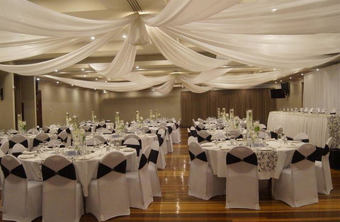 Toro Nero - Holiday Find 6