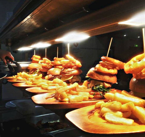 Toro Nero - Holiday Find 8