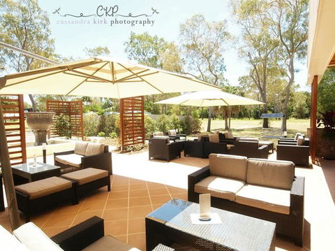Moore Park Beach Tavern - Holiday Find 0