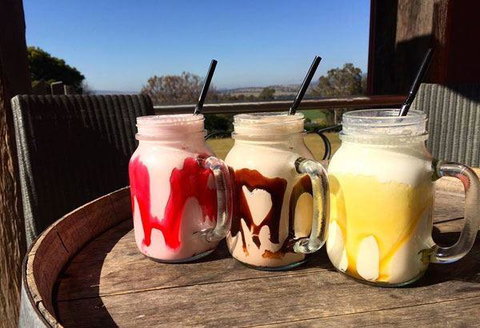 Vines Restaurant At Hollydene Estate - Holiday Find 17