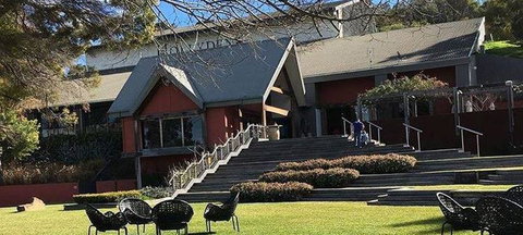 Vines Restaurant At Hollydene Estate - Holiday Find 3