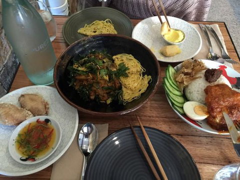 Lucky Suzie - Holiday Find 0