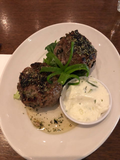 Mezethes Greek Taverna - Holiday Find 9
