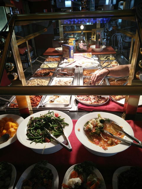 Roscoe’s Piazza - Holiday Find 8