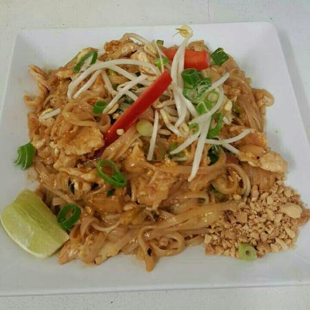 Dhok Koon Thai Restaurant - Holiday Find 3