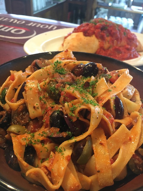 Eat-a-Pizza - Holiday Find 1