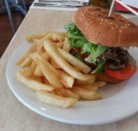 The Bell Bar And Bistro - Holiday Find