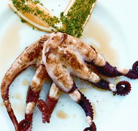 Yots Greek Taverna - Holiday Find