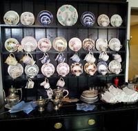 Czegs' Cafe - Holiday Find