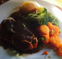 Richmond Arms - Holiday Find